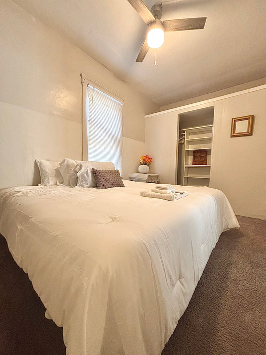 Affordable Room In Cleveland